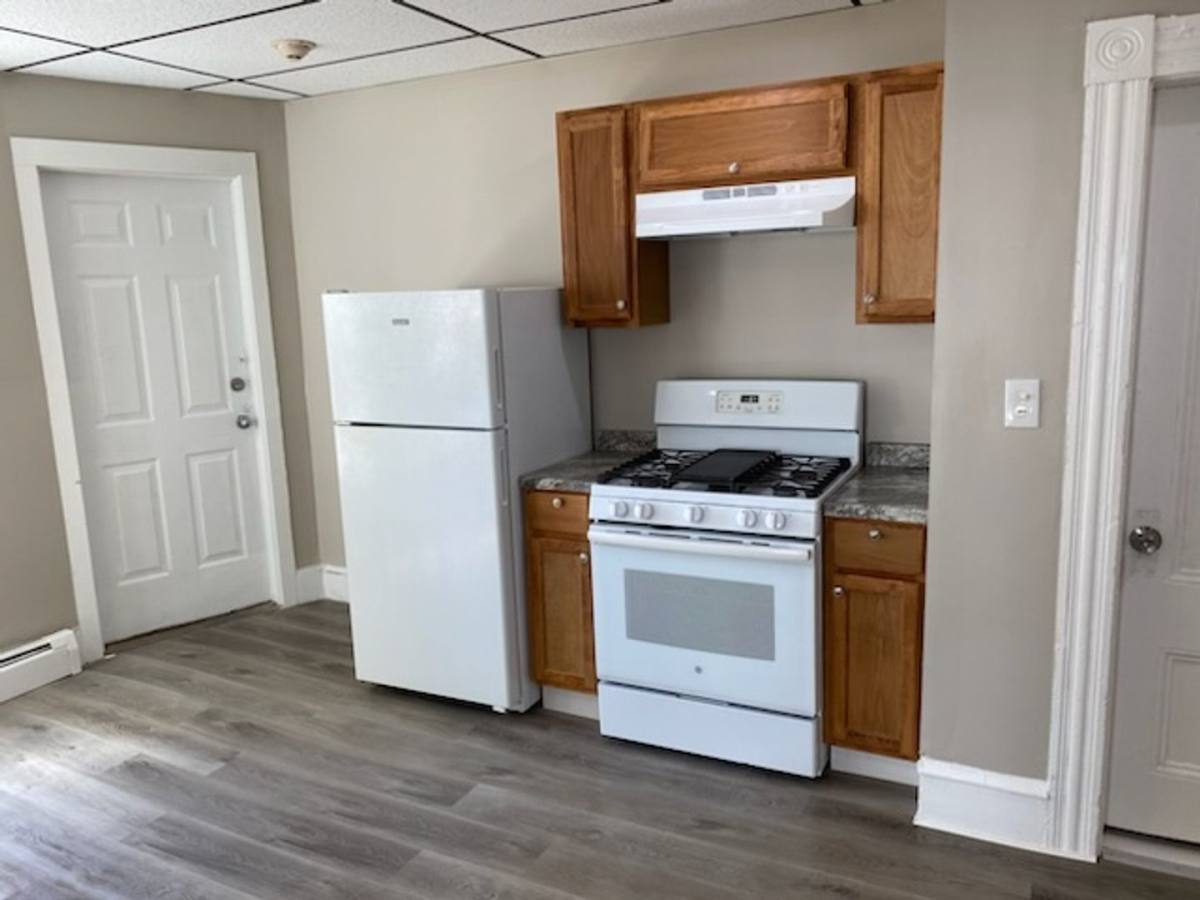 Apartment for rent at 161-163 Bailey St, Lawrence, MA 01843