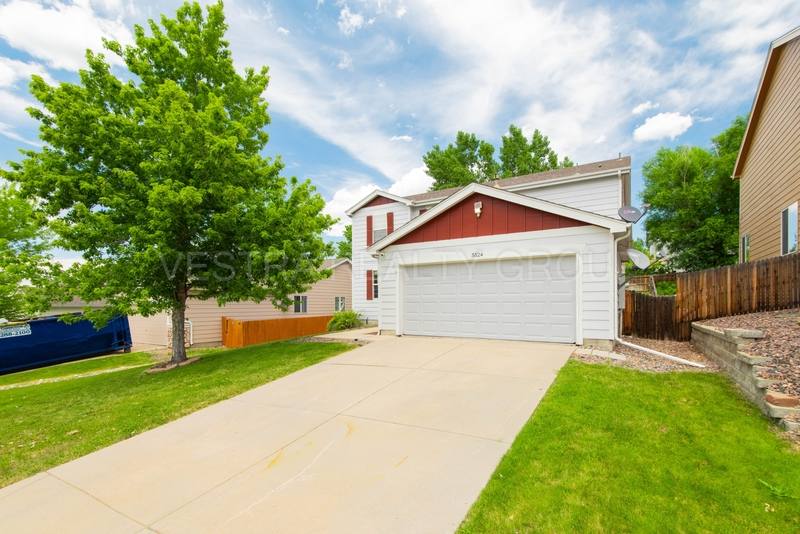 House for rent at 5524 S Rome Way, Aurora, CO 80015