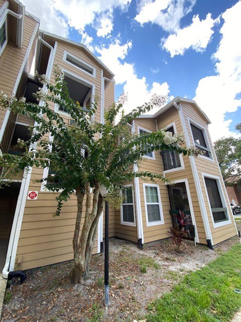 Apartment for rent at 5600 Devonbriar Way #N-201, Orlando, FL 32822