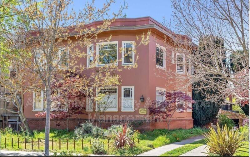 Condo for rent at 2632 Hillegass E, Berkeley, CA 94704