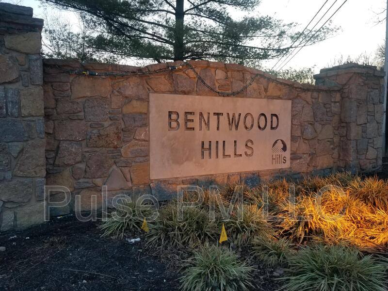 Condo for rent at 440 Lakeview Dr #11, Newport, KY 41071