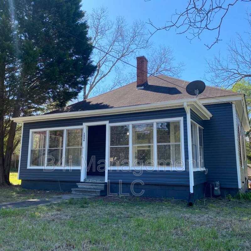 House for rent at 1056 High Falls Rd, Griffin, GA 30223