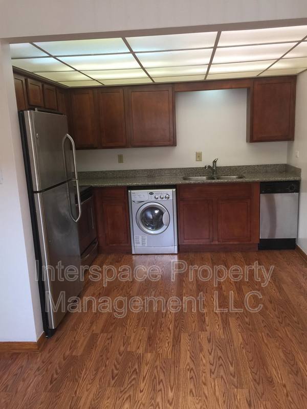 Apartment for rent at 9957 S Cicero #108, Oak Lawn, IL 60453