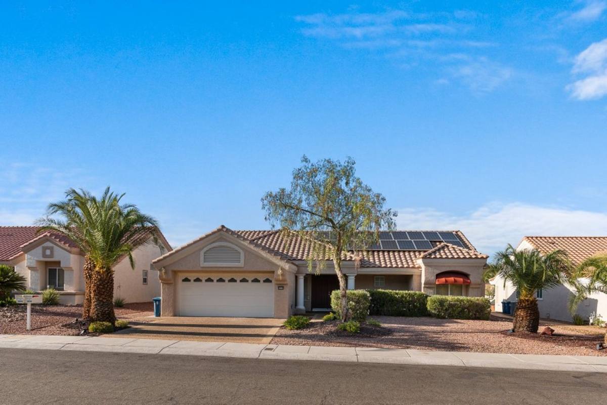 House for rent at 8528 Glenmount Dr, Las Vegas, NV 89134