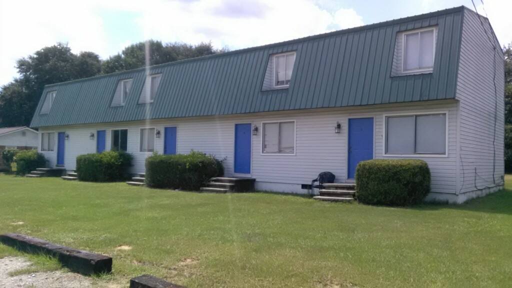 Apartment for rent at 1509 Rockdale Dr, Dublin, GA 31021