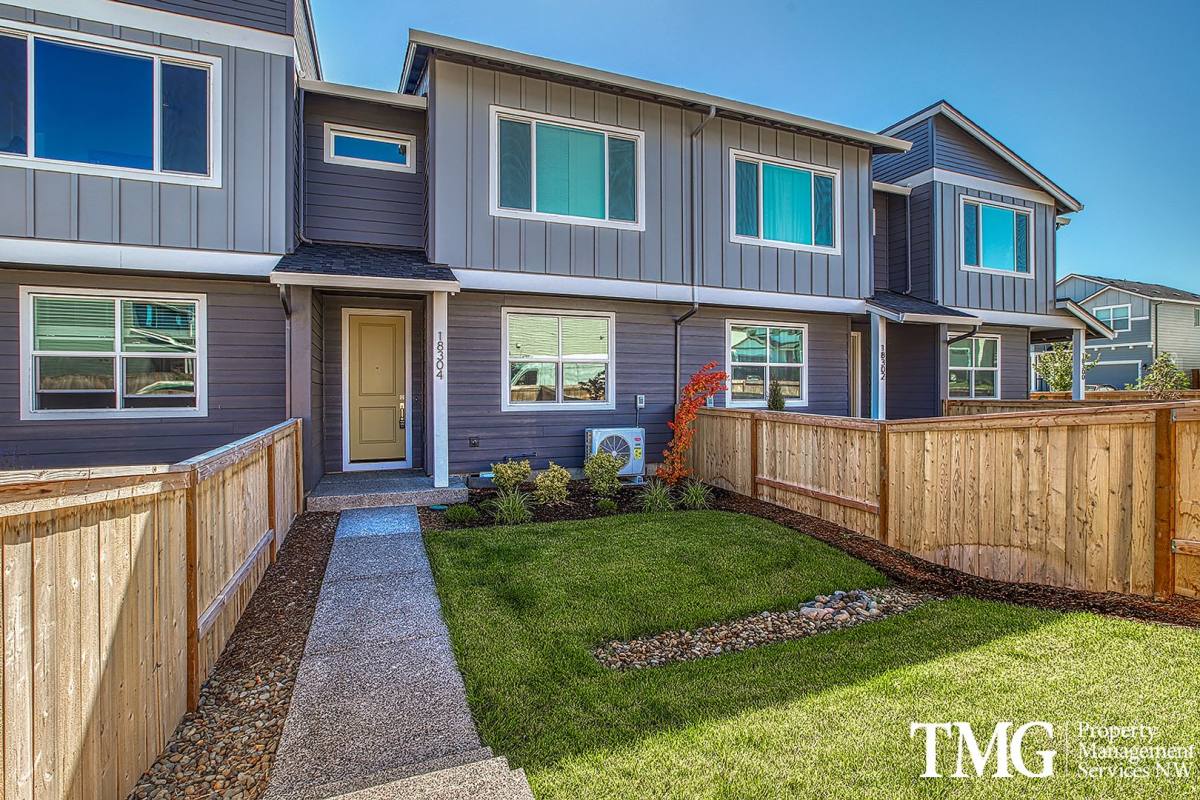 Townhouse for rent at 18304 NE 43rd Place, Vancouver, WA 98686