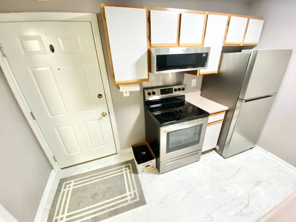 Apartment for rent at 323 Hildred Dr, Burlington, VT 05401