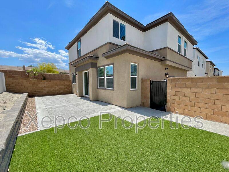 House for rent at 41425 Penn Dr, Palm Desert, CA 92211