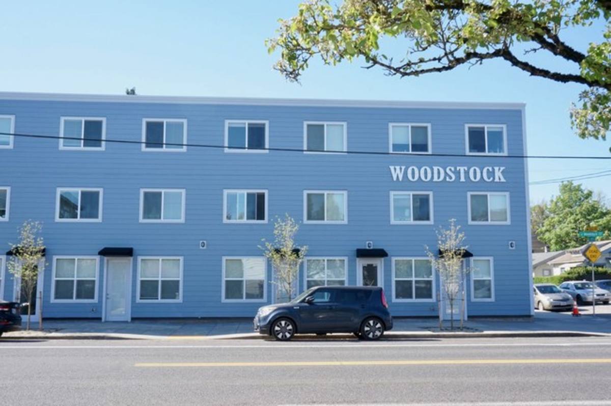 Apartment for rent at 6006 SE 53rd Ave, Portland, OR 97206