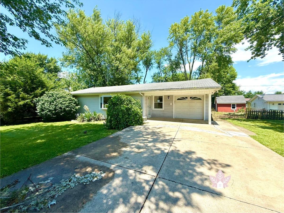 House for rent at 916 W Bannister Dr, Marion, IN 46953