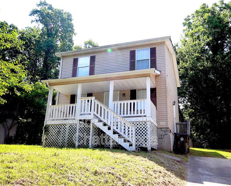 House for rent at 712 E Ave, Chattanooga, TN 37411