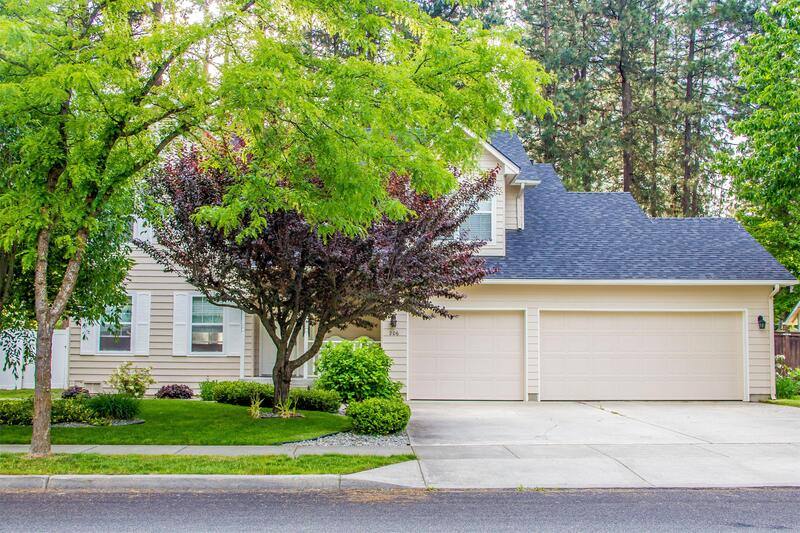 House for rent at 206 S Riverside Harbor Dr, Post Falls, ID 83854