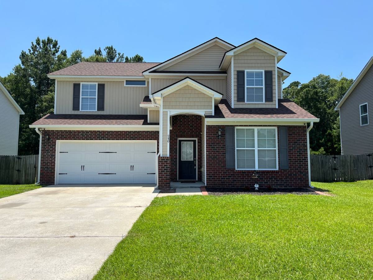 House for rent at 240 Westbrooke Rd, Summerville, SC 29486