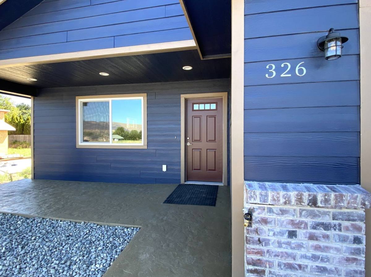 House for rent at 326 Lolly Lane, Dallesport, WA 98617