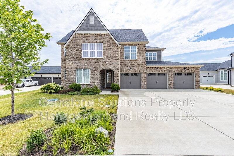 House for rent at 7284 Ludlow Dr, College Grove, TN 37046