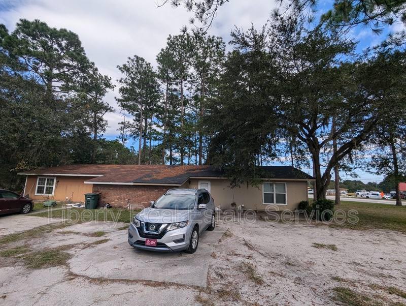 Apartment for rent at 102 Cherokee Circle, Hinesville, GA 31313