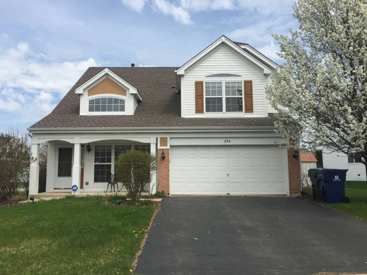 House for rent at 844 Violet Circle, Naperville, IL 60540