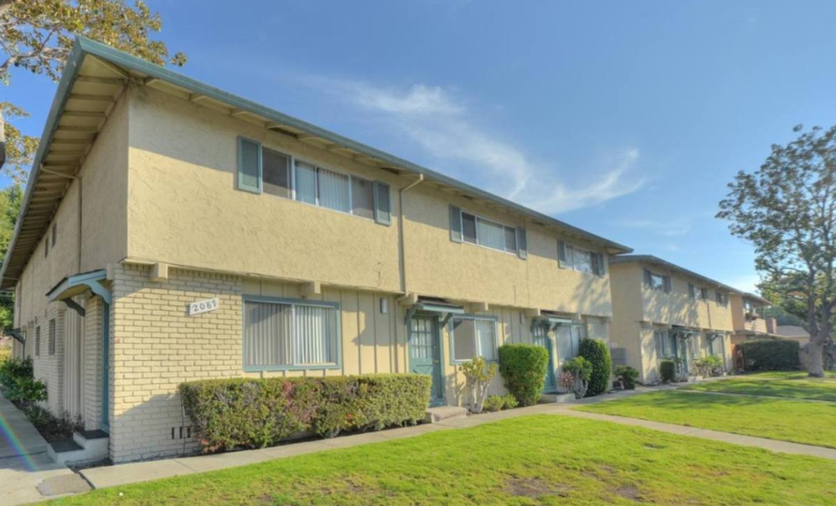 Apartment for rent at 2087 Sahara Way, Santa Clara, CA 95050