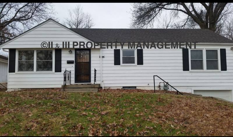House for rent at 9116 Charlotte St, Kansas City, MO 64131