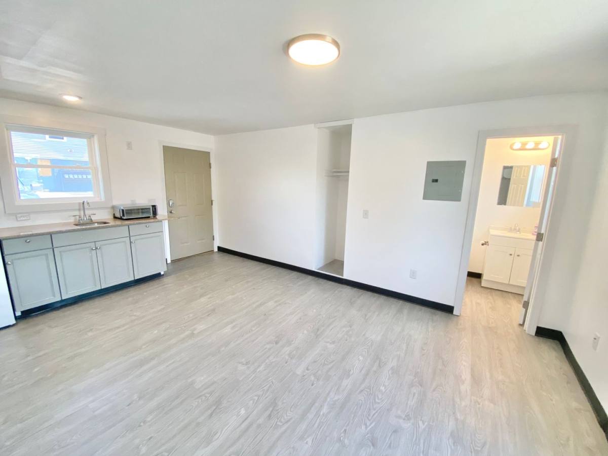 Apartment for rent at 907 Shelburne Rd, South Burlington, VT 05403