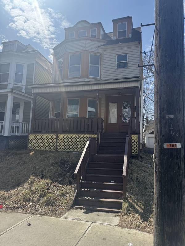 Apartment for rent at 472 Hudson Ave #2, Albany, NY 12203
