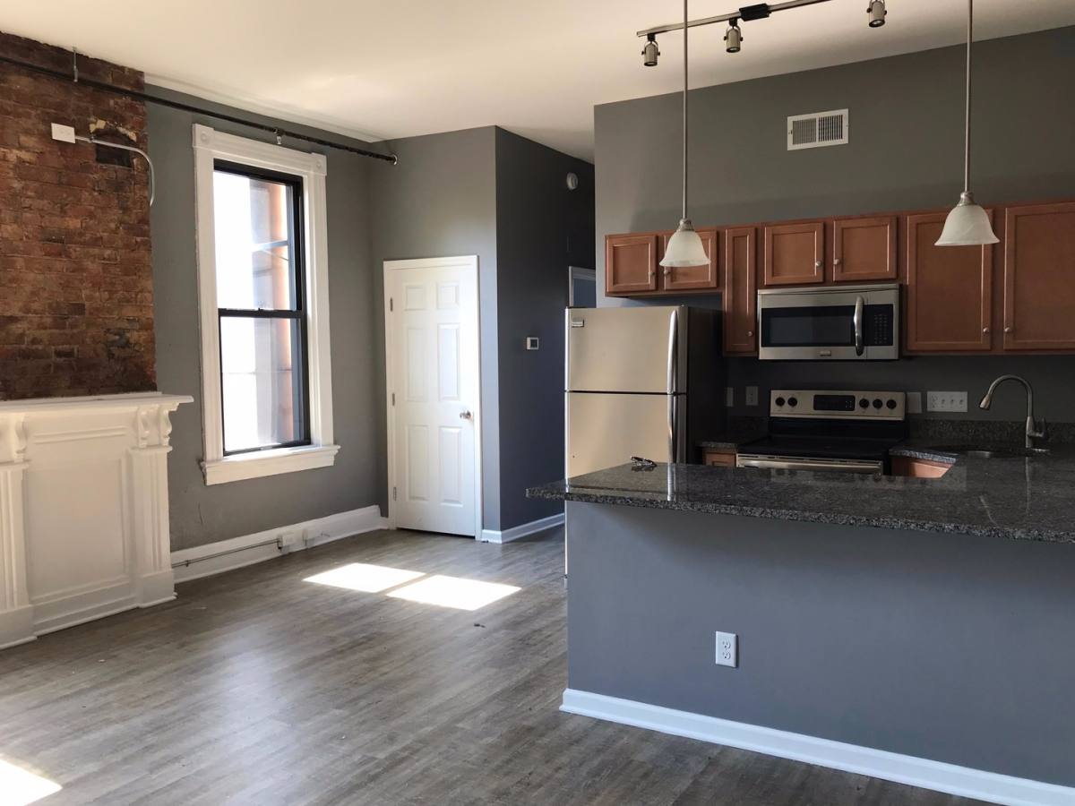 Apartment for rent at 1342 Walnut St, Cincinnati, OH 45202