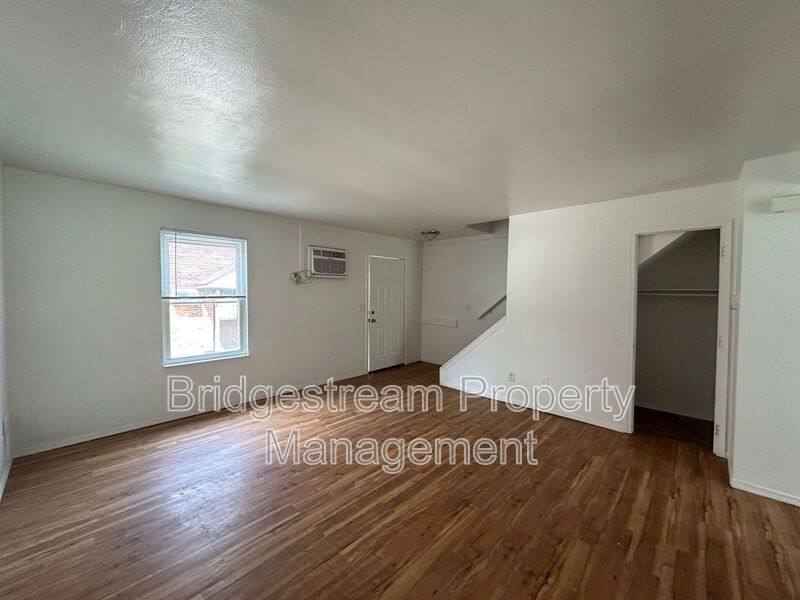 Townhouse for rent at 227 Gilbert Ave, Fairborn, OH 45324