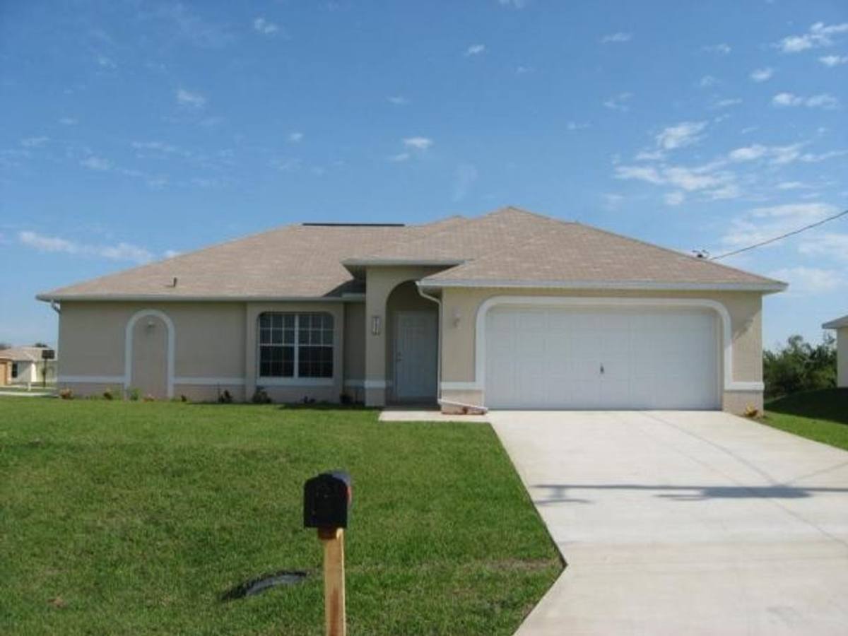 House for rent at 807 Hoosier St E, Lehigh Acres, FL 33974