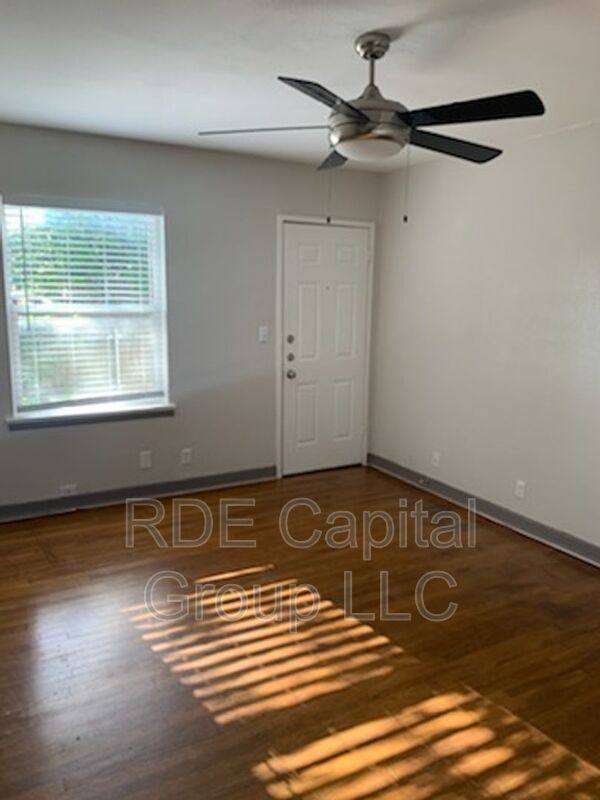 Apartment for rent at 4722 El Campo Ave #17, Fort Worth, TX 76107