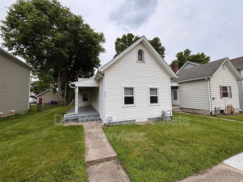 House for rent at 829 Steele Ave, Dayton, OH 45410
