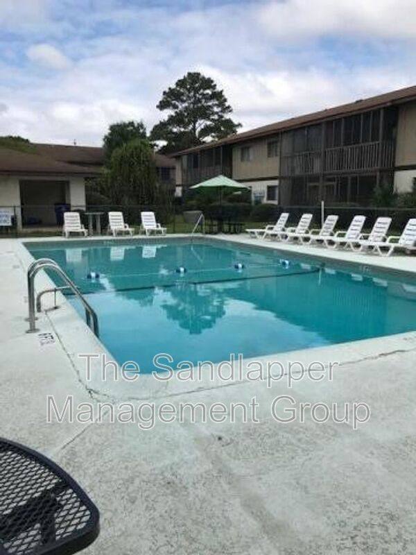 Apartment for rent at 2186 Bees Ferry Rd E, Charleston, SC 29414