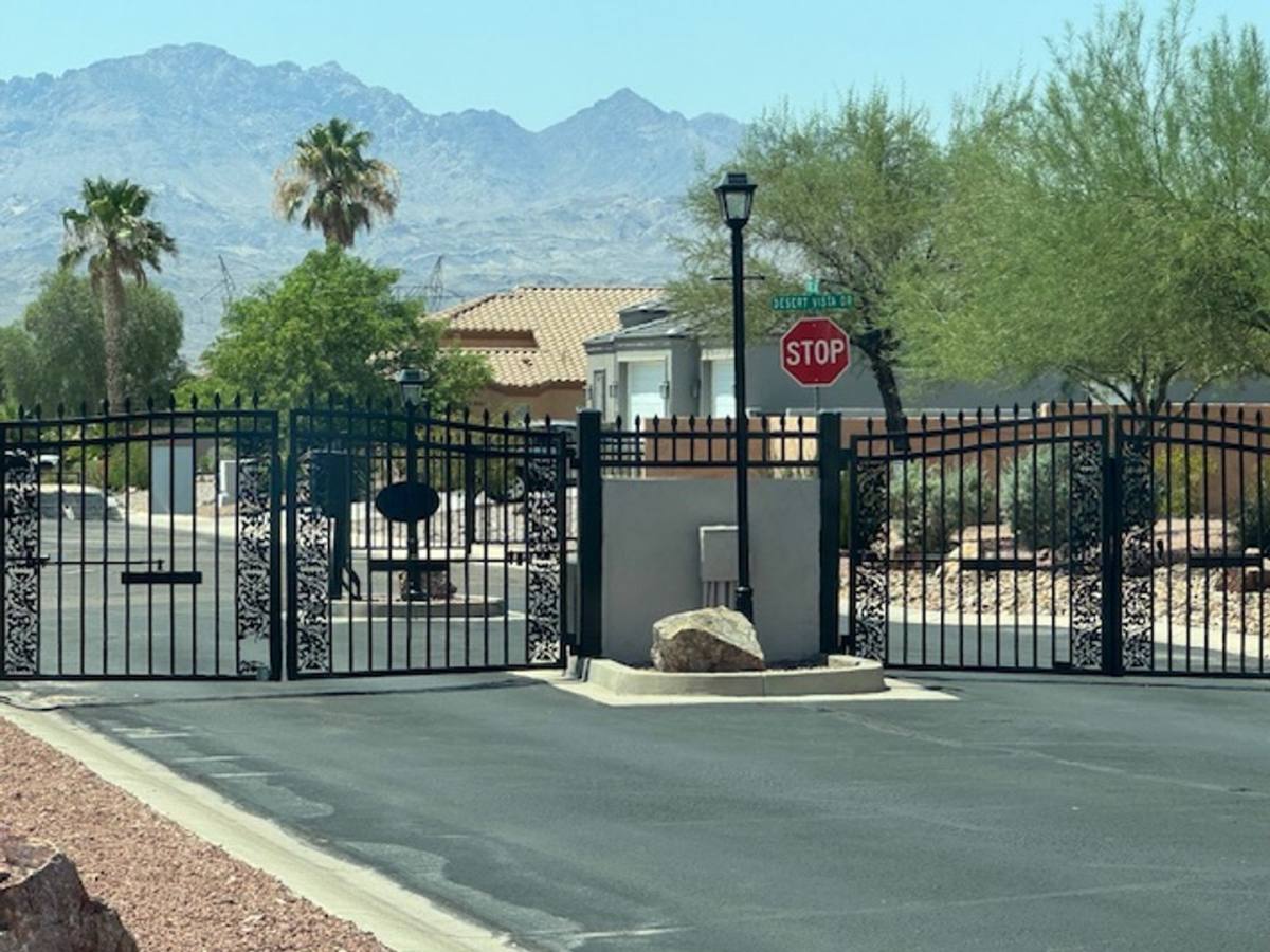 House for rent at 1077 Bella Luna Dr, Bullhead City, AZ 86442