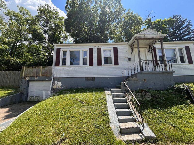 House for rent at 344 W Parkwood Dr, Dayton, OH 45405