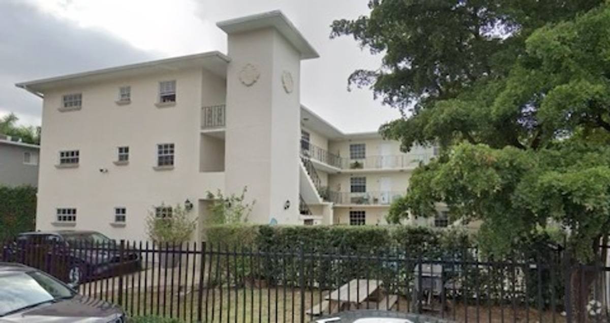 Apartment for rent at 3270 W Trade Ave, Miami, FL 33133