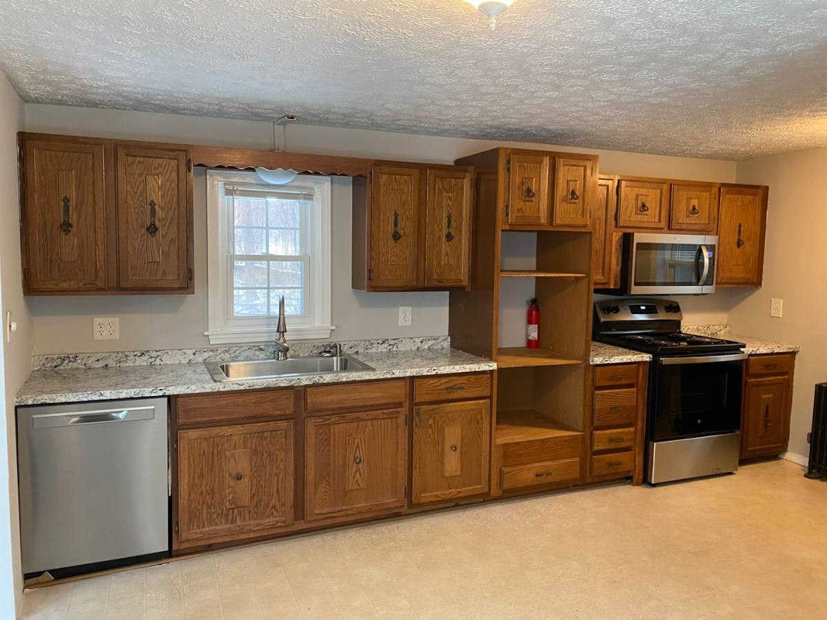 Apartment for rent at 939 Maplewood Ave, Portsmouth, NH 03801