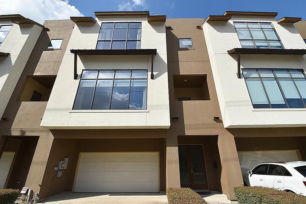 Townhouse for rent at 5606 Blossom, Houston, TX 77007