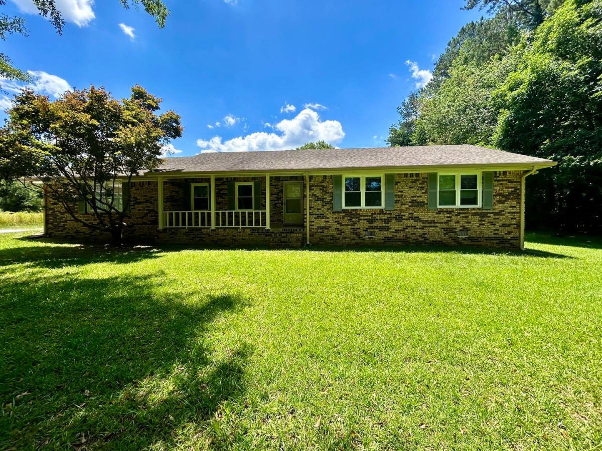 House for rent at 488 Dogwood Trail, Tyrone, GA 30290