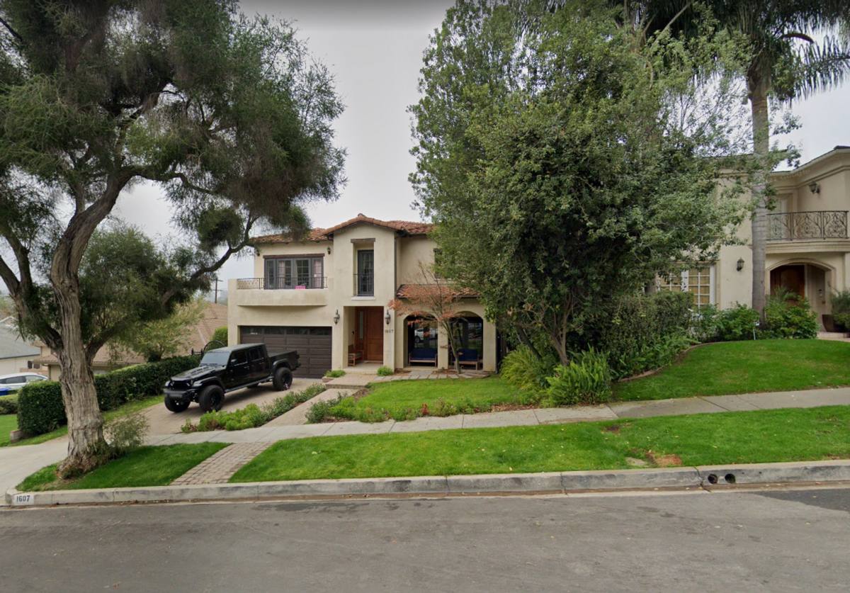 House for rent at 1607 Reeves St, Los Angeles, CA 90035