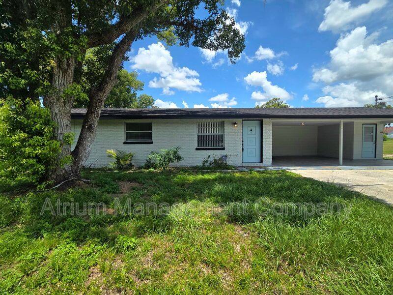 House for rent at 7924 N Socrum Loop Rd, Lakeland, FL 33809