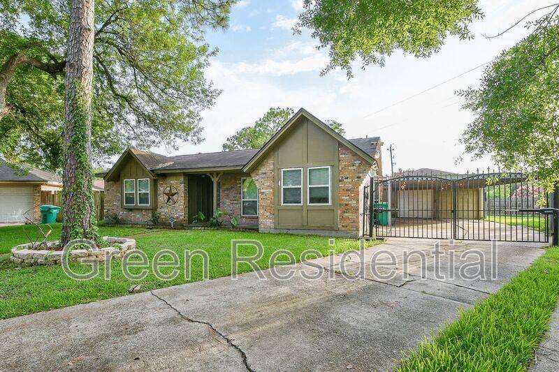 House for rent at 10506 Sagepark Lane, Houston, TX 77089
