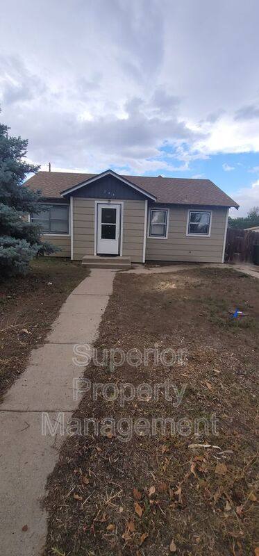 245 E 3rd St, Ault, CO 80610