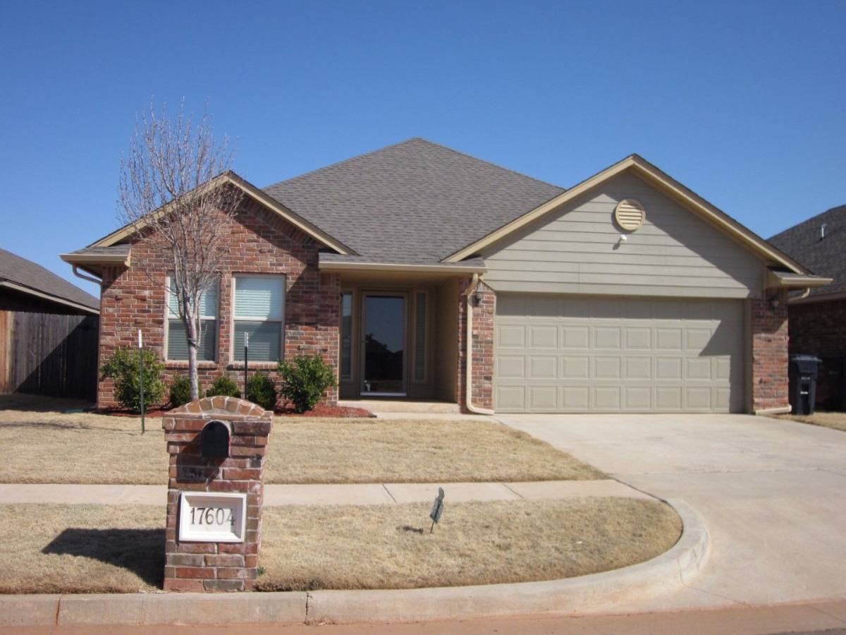 House for rent at 17604 Red Tailed Hawk Way, Edmond, OK 73012