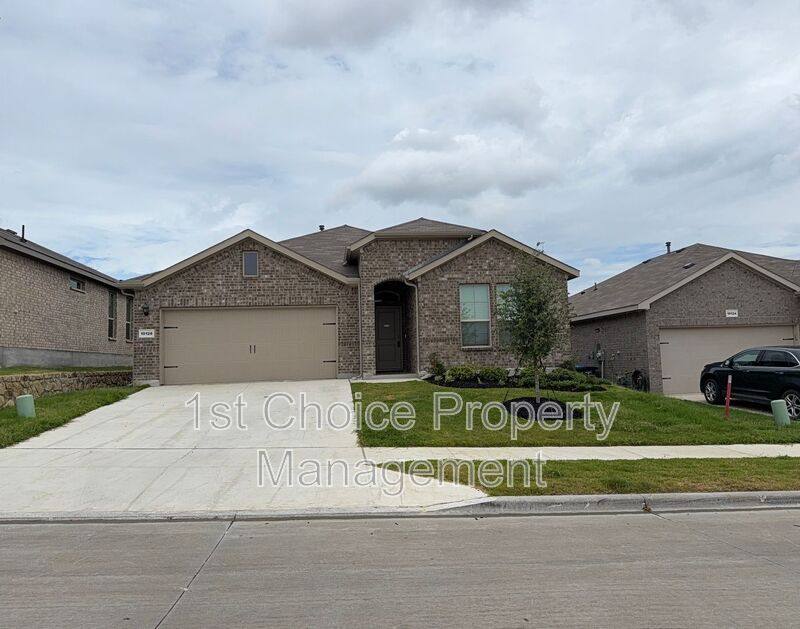 House for rent at 10128 Poinsett Way, Fort Worth, TX 76108