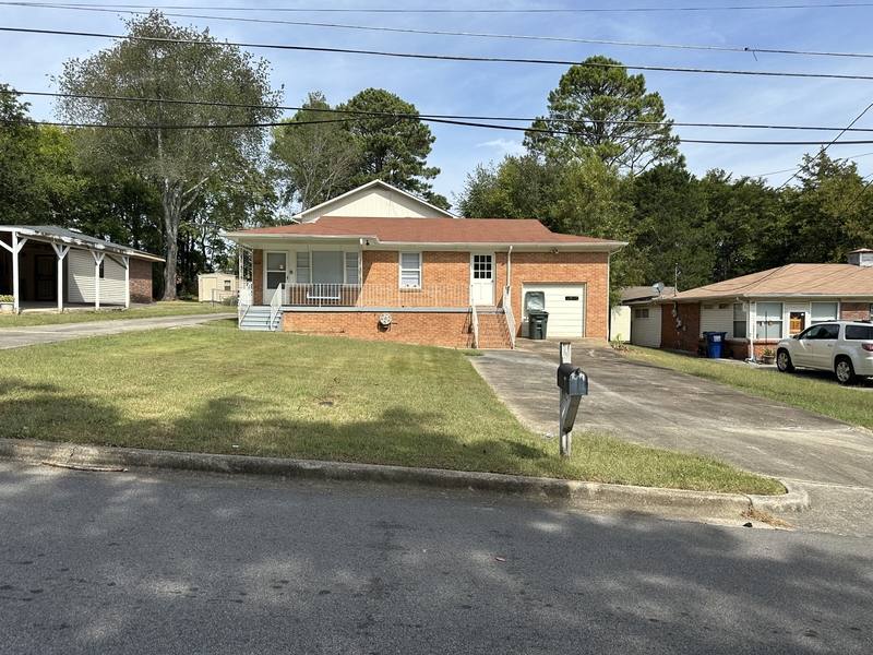 House for rent at 2712 Garvin Rd NW, Huntsville, AL 35810