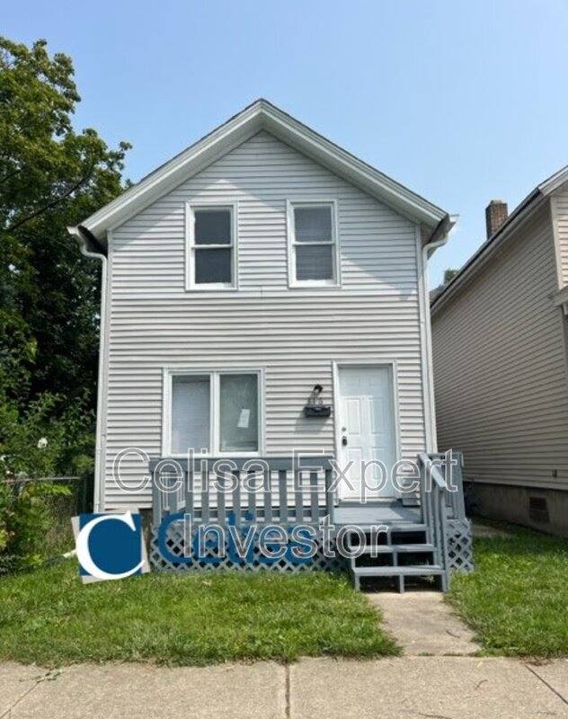 House for rent at 316 W Williams St, Fort Wayne, IN 46802