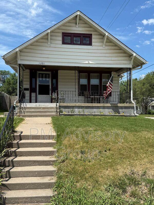 House for rent at 1201 SW Jewell Ave, Topeka, KS 66604