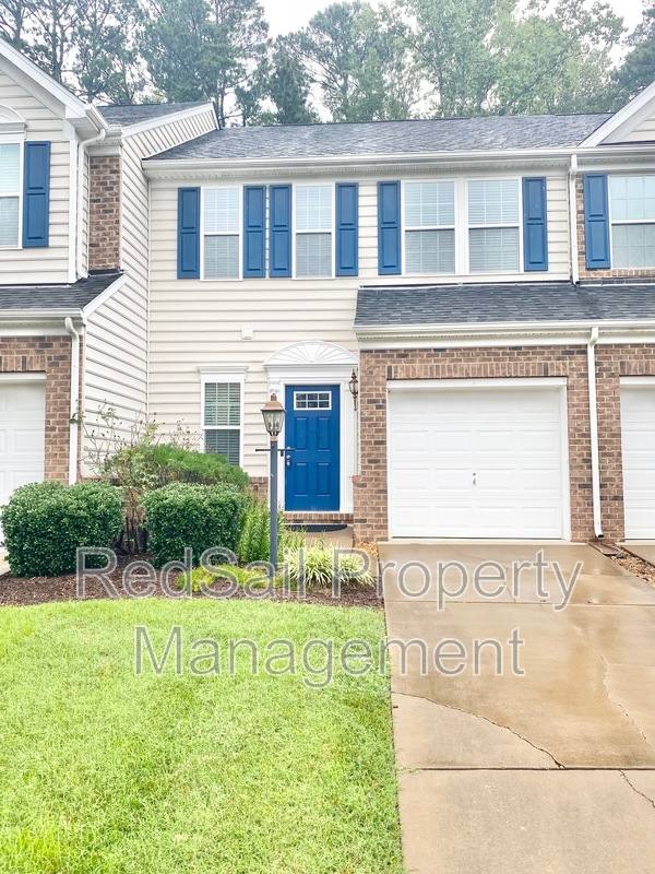 Townhouse for rent at 107 Riva Court, Yorktown, VA 23690