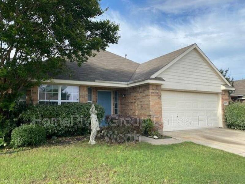 House for rent at 4632 Wolf Ridge Way, Keller, TX 76244