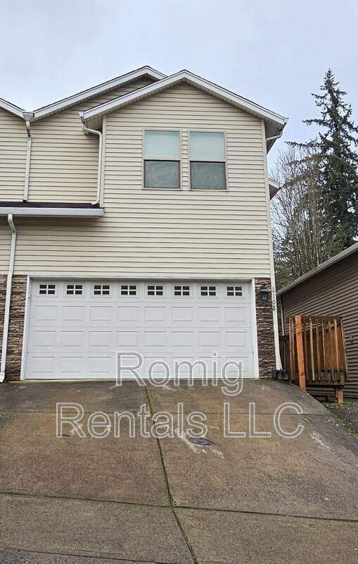 Townhouse for rent at 8108 NE 36th Court, Vancouver, WA 98665