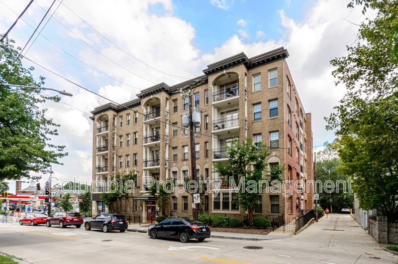 Apartment for rent at 2902 Porter St NW #23, Washington, DC 20008